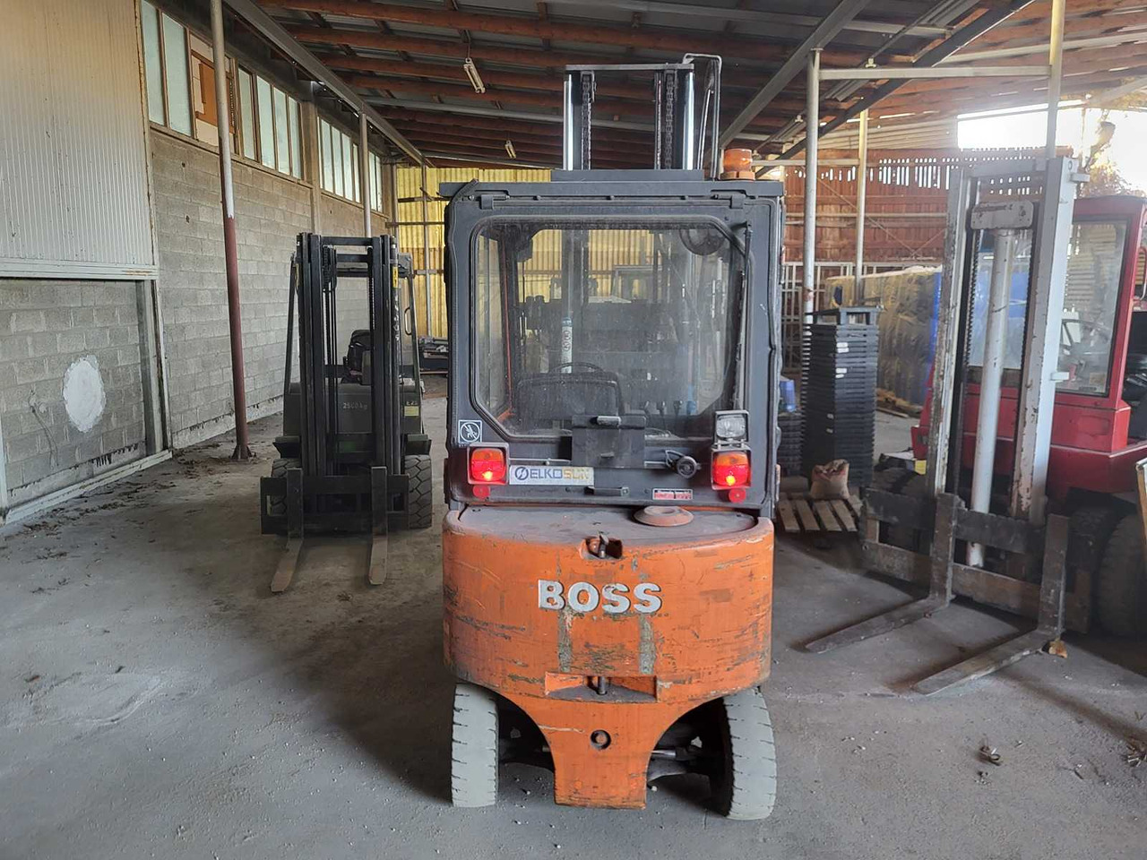 STEINBOCK BOSS - PE-D 30-70 - FORKLIFT TRUCKS - 2000 - Forklift: picture 3 STEINBOCK BOSS - PE-D 30-70 - FORKLIFT TRUCKS - 2000 - Forklift: picture 3