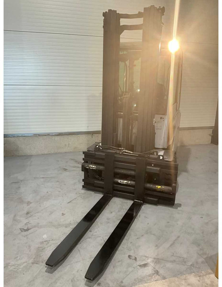 STILL RX 60-35 3500KG FORK SHIFTER FORKLIFT - Forklift: picture 5 STILL RX 60-35 3500KG FORK SHIFTER FORKLIFT - Forklift: picture 5