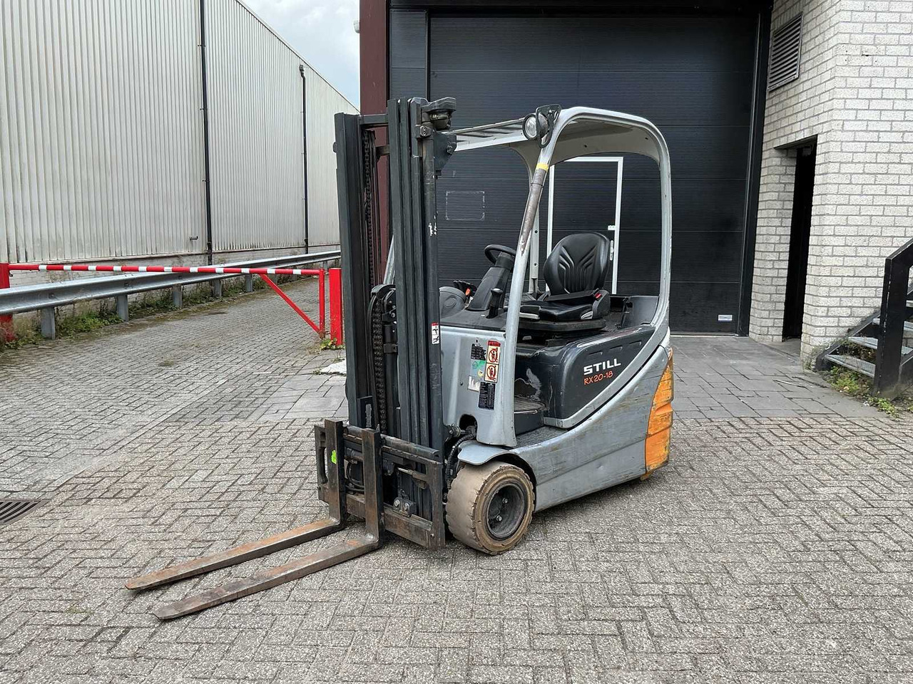 STILL - RX20-18 - FORKLIFT TRUCKS - 2010 - Forklift: picture 1 STILL - RX20-18 - FORKLIFT TRUCKS - 2010 - Forklift: picture 1