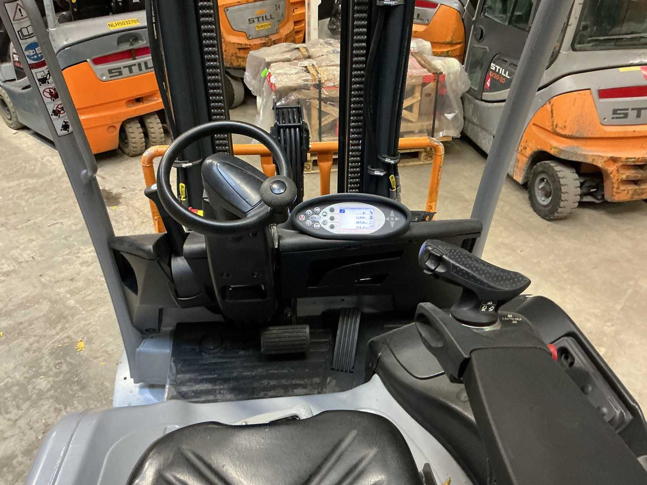 STILL - RX60-25/600 - FORKLIFT TRUCKS - 2016 - Forklift: picture 5 STILL - RX60-25/600 - FORKLIFT TRUCKS - 2016 - Forklift: picture 5