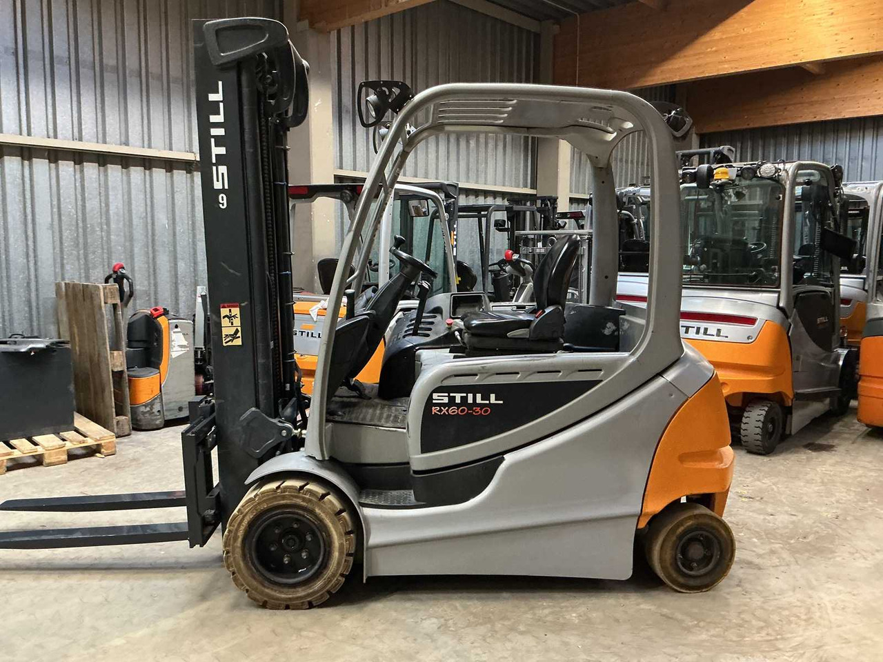 STILL - RX60-30 - FORKLIFT TRUCKS - 2015 - Forklift: picture 2 STILL - RX60-30 - FORKLIFT TRUCKS - 2015 - Forklift: picture 2