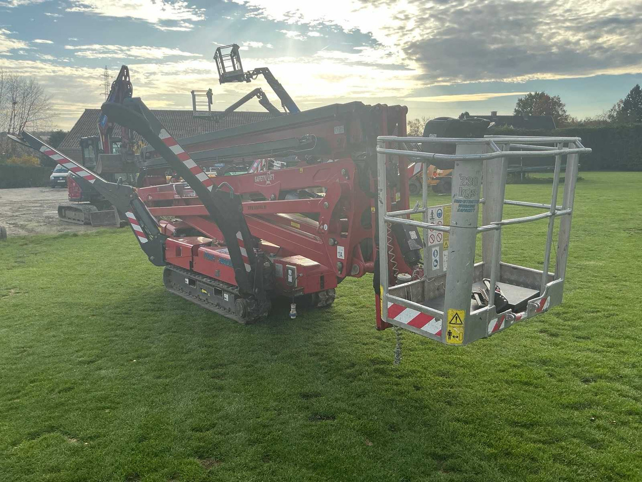 Safety Lift 2015 SAFETY LIFT LIGHTLIFT 26.14 PERFORMANCE IIIS AERIAL WORK PLATFORM - Aerial platform: picture 3 Safety Lift 2015 SAFETY LIFT LIGHTLIFT 26.14 PERFORMANCE IIIS AERIAL WORK PLATFORM - Aerial platform: picture 3