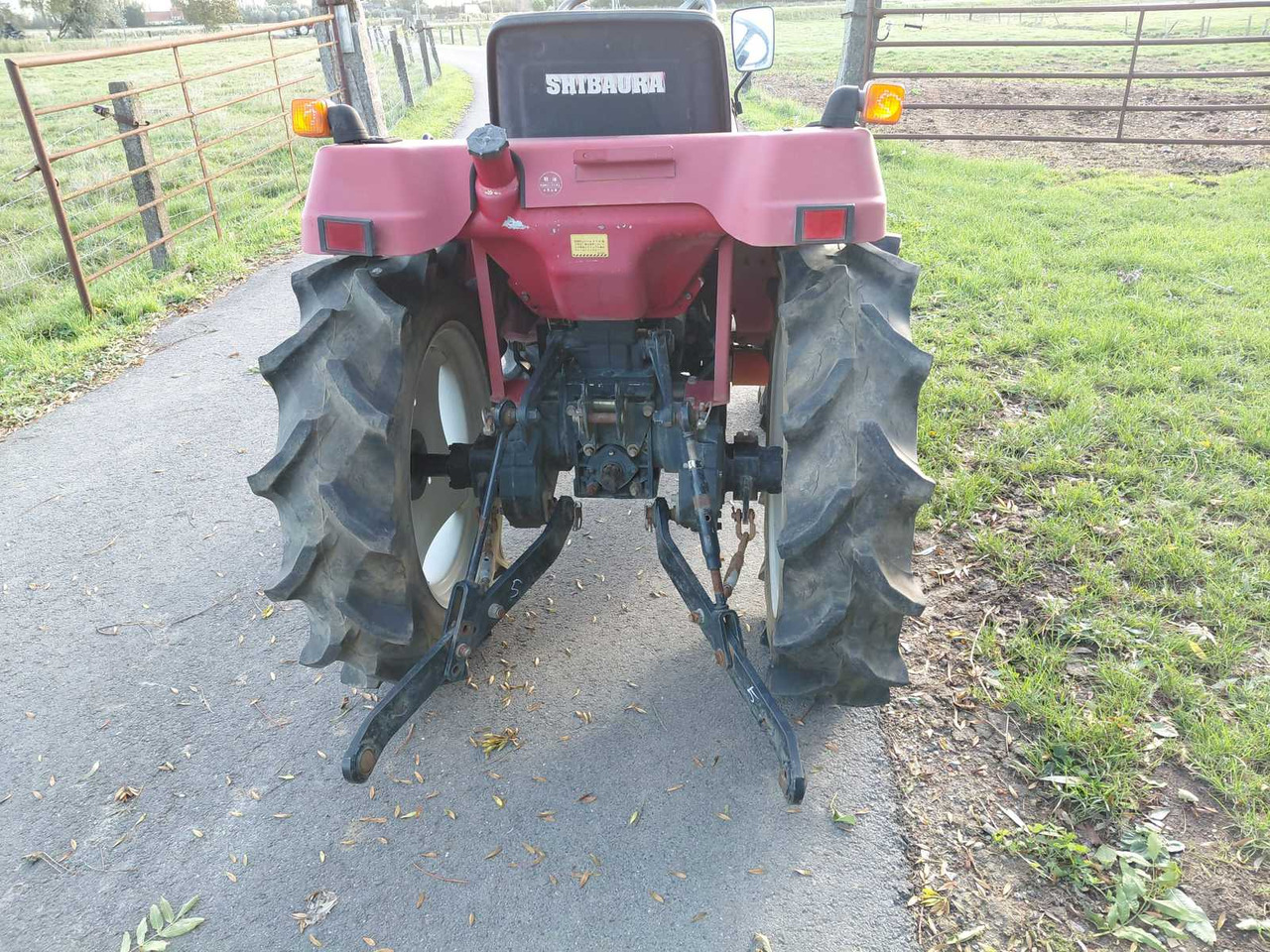 Shibaura P185F - Mini tractor: picture 3 Shibaura P185F - Mini tractor: picture 3