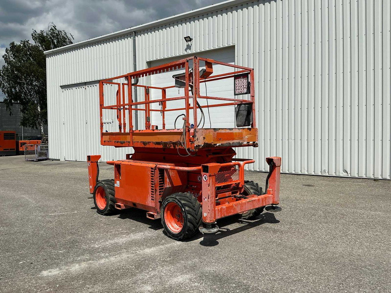 Skyjack - Aerial platform: picture 1 Skyjack - Aerial platform: picture 1