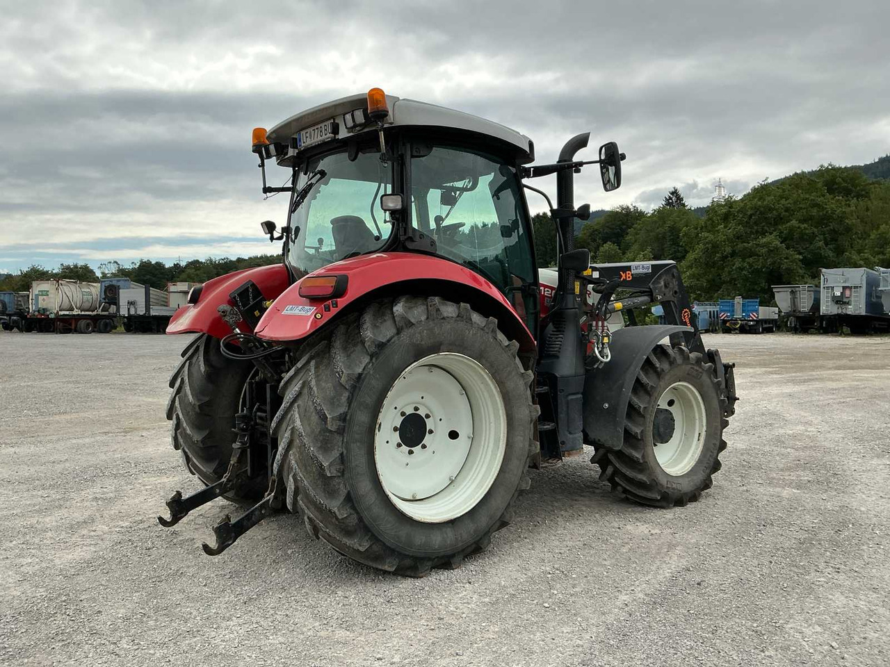 Steyr 4120 Plus - Farm tractor: picture 3 Steyr 4120 Plus - Farm tractor: picture 3