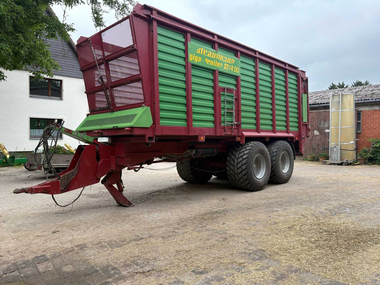 Strautmann Giga - Trailer 2246 DO - Farm trailer: picture 3 Strautmann Giga - Trailer 2246 DO - Farm trailer: picture 3