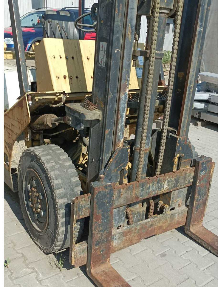 TCM FD35Z3 FORKLIFT TRUCKS - Forklift: picture 4 TCM FD35Z3 FORKLIFT TRUCKS - Forklift: picture 4