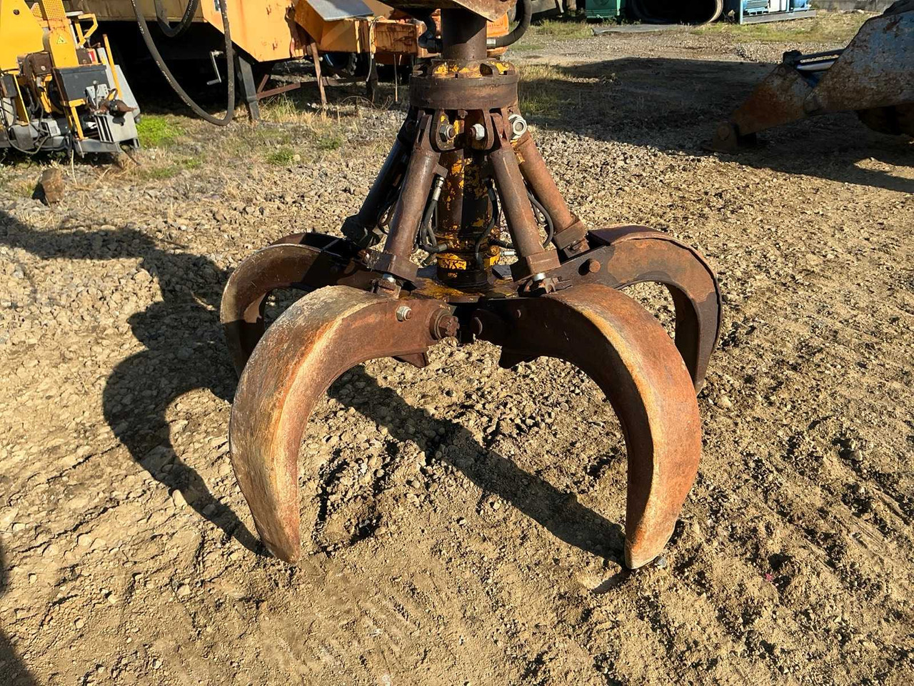 TEREX FUCHS - MHL 340 - WHEELED EXCAVATOR - 2011 - Wheel excavator: picture 4 TEREX FUCHS - MHL 340 - WHEELED EXCAVATOR - 2011 - Wheel excavator: picture 4