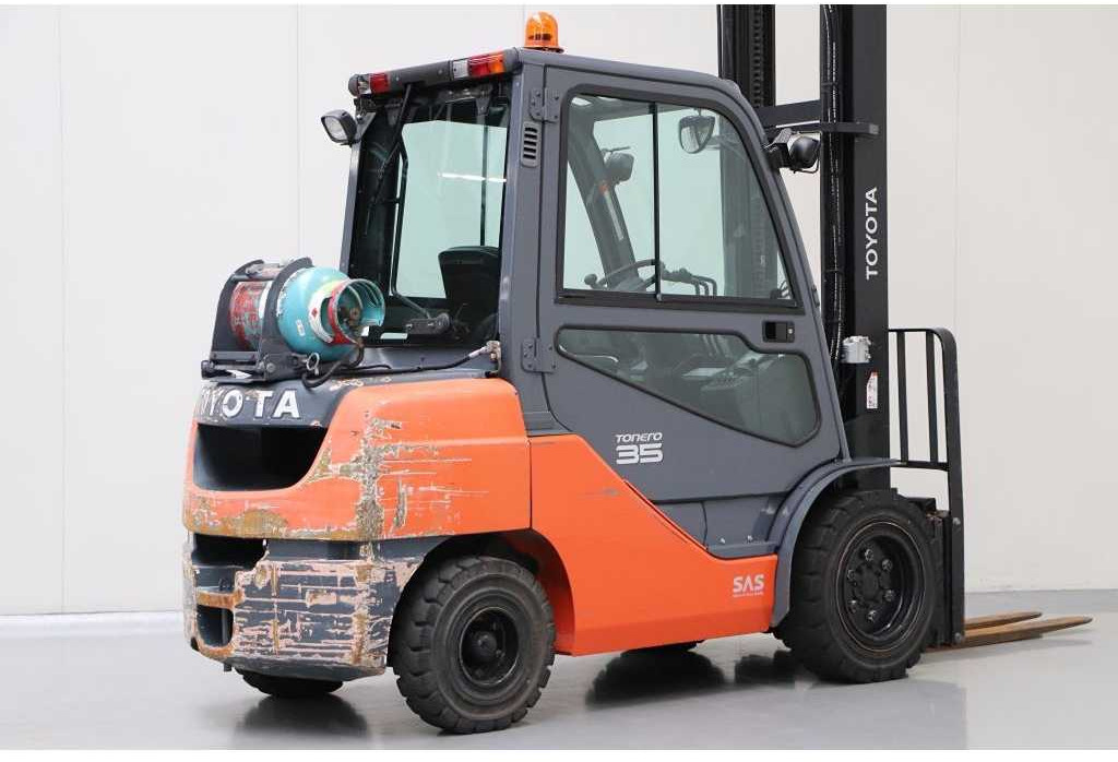 TOYOTA - 02-8FGJF35 - FORKLIFT, SIDESHIFT, 2015, 5M - Forklift: picture 3 TOYOTA - 02-8FGJF35 - FORKLIFT, SIDESHIFT, 2015, 5M - Forklift: picture 3