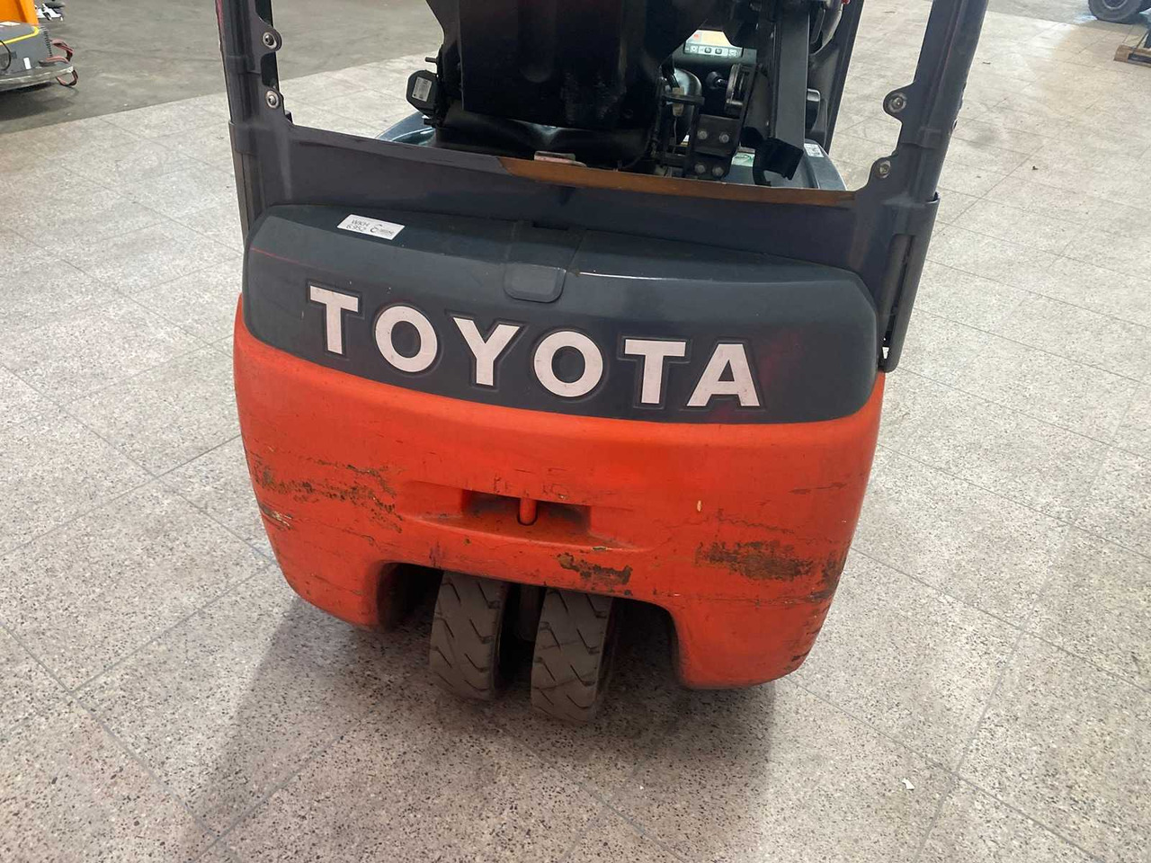 TOYOTA - 2012 - 8FBEKT16 - FORKLIFT TRUCK - Forklift: picture 3 TOYOTA - 2012 - 8FBEKT16 - FORKLIFT TRUCK - Forklift: picture 3