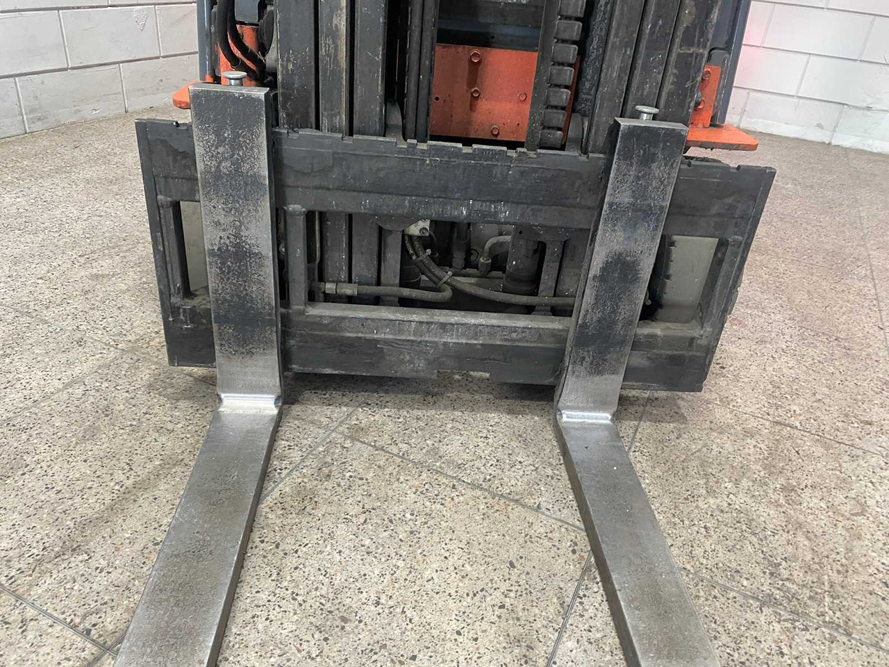 TOYOTA - 2012 - 8FBEKT16 - FORKLIFT TRUCK - Forklift: picture 4 TOYOTA - 2012 - 8FBEKT16 - FORKLIFT TRUCK - Forklift: picture 4