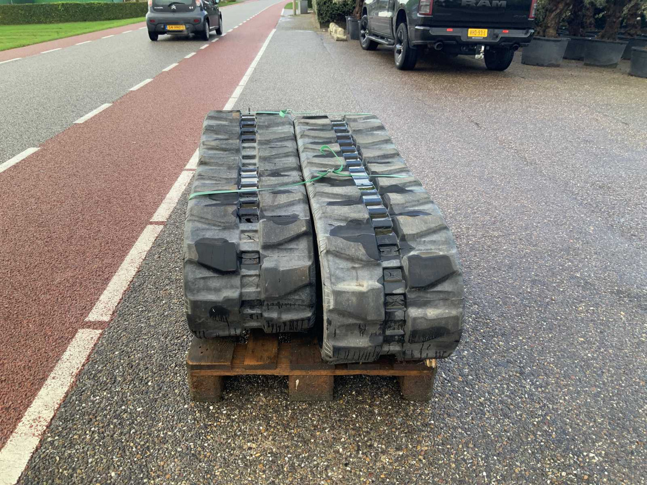 TRABBER W400X72.5X90 TRACKS - Excavator: picture 3 TRABBER W400X72.5X90 TRACKS - Excavator: picture 3