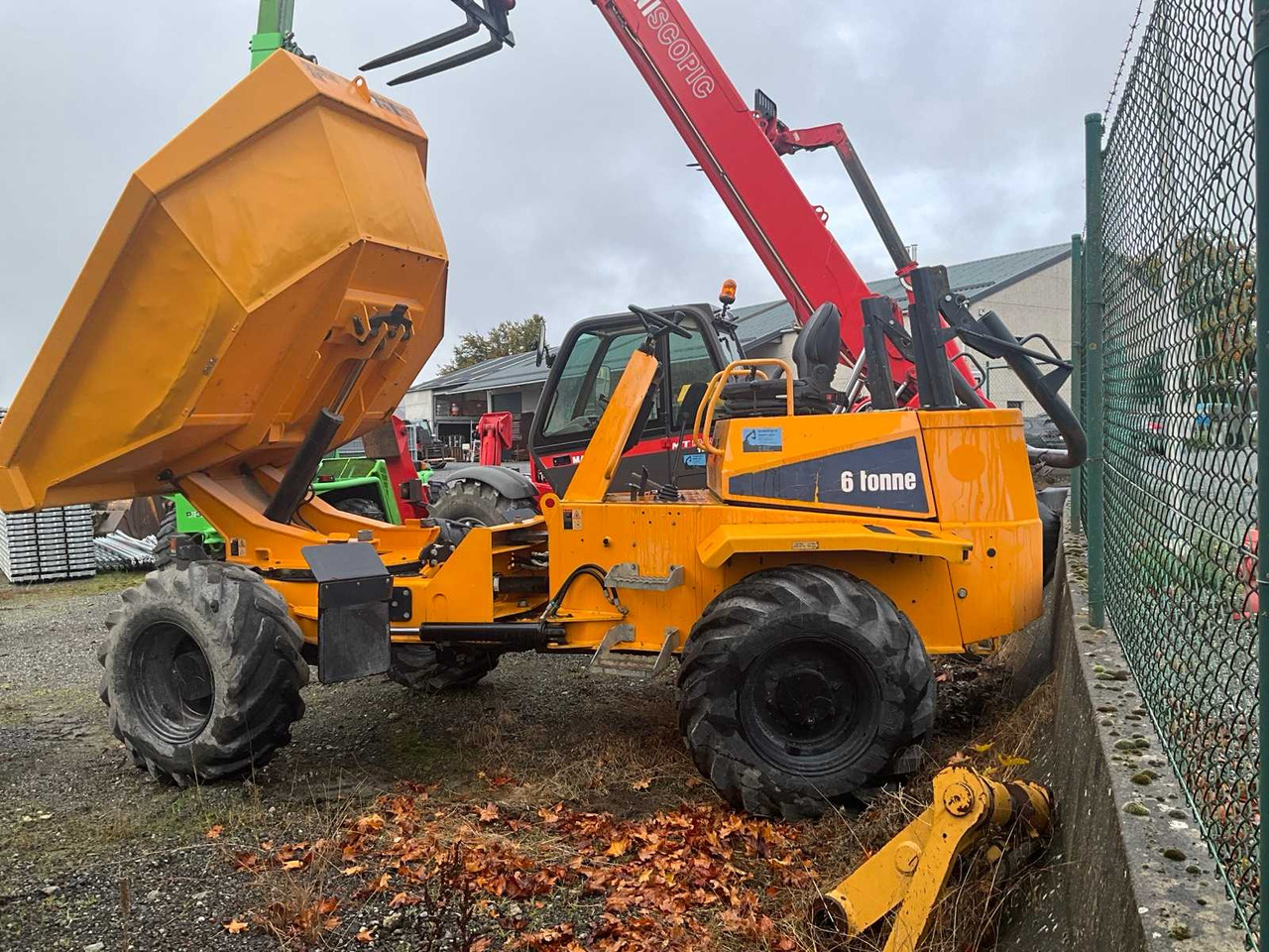 Thwaites Mash 2062 - Farm tipping trailer/ Dumper: picture 3 Thwaites Mash 2062 - Farm tipping trailer/ Dumper: picture 3