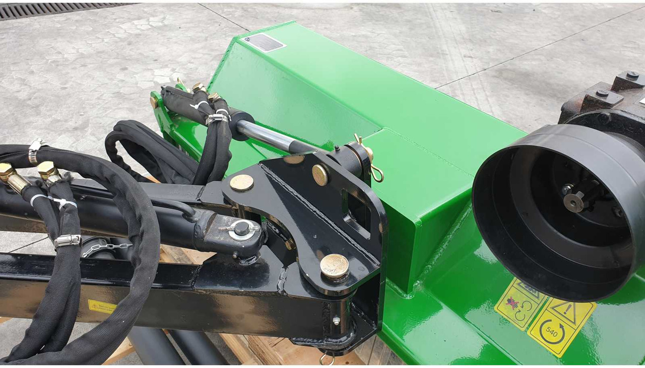 Tractor flail mower - Garden mower: picture 2 Tractor flail mower - Garden mower: picture 2