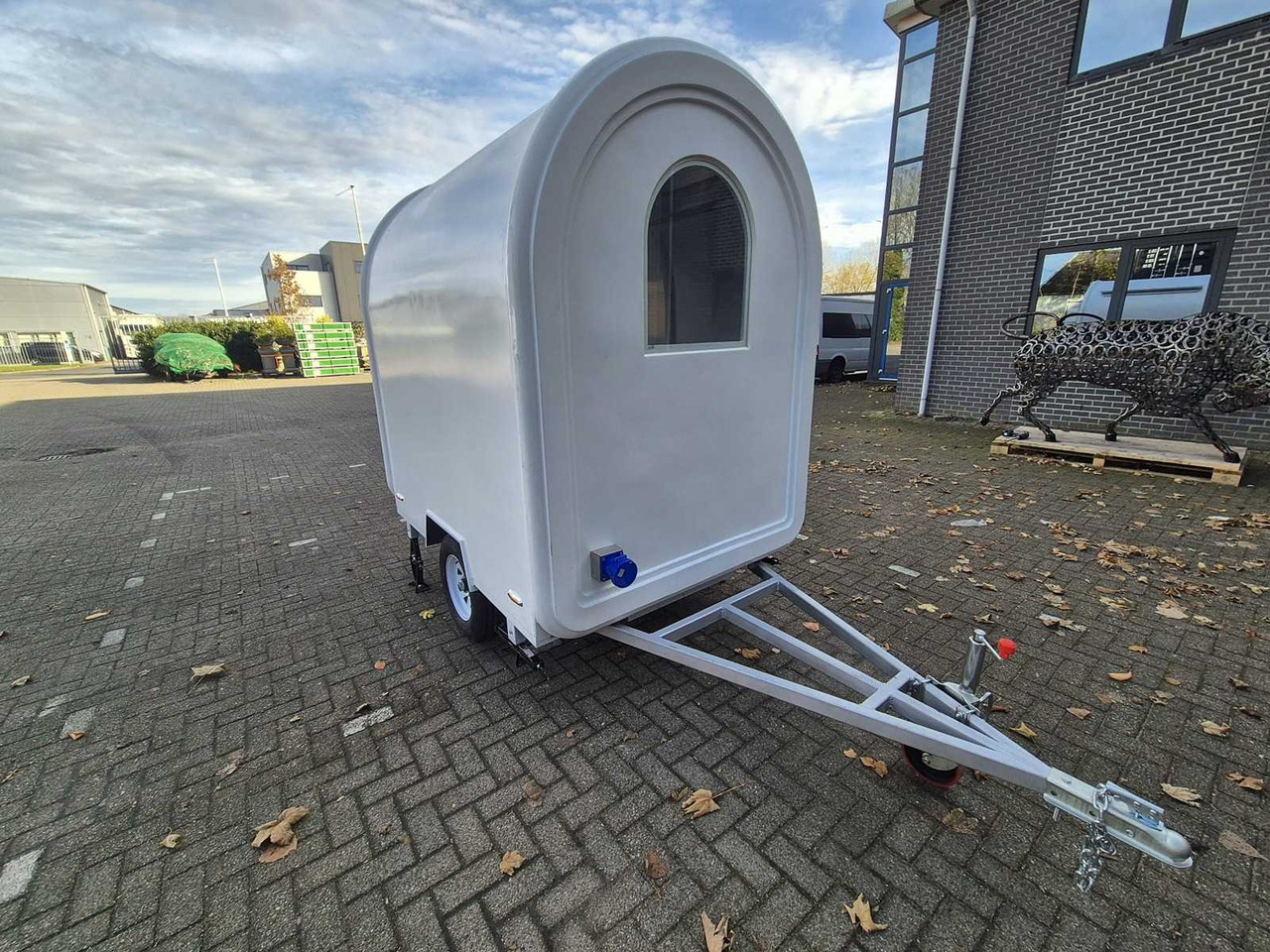 FOOD TRUCK WHITE - 2025 - Trailer: picture 3 FOOD TRUCK WHITE - 2025 - Trailer: picture 3