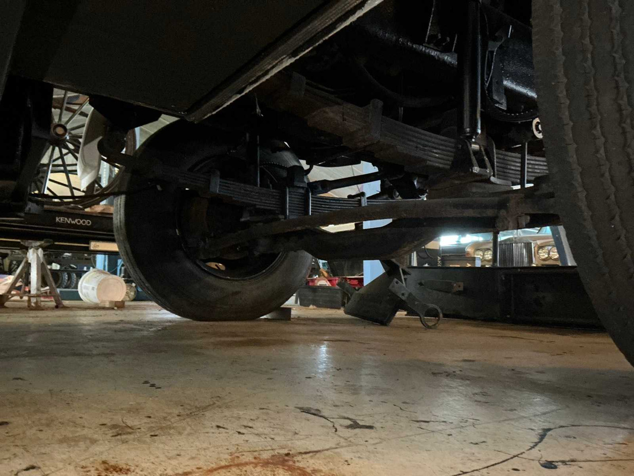 Truck 1999 FORD F-650 DUAL-CAB PICKUP TRUCK: picture 20