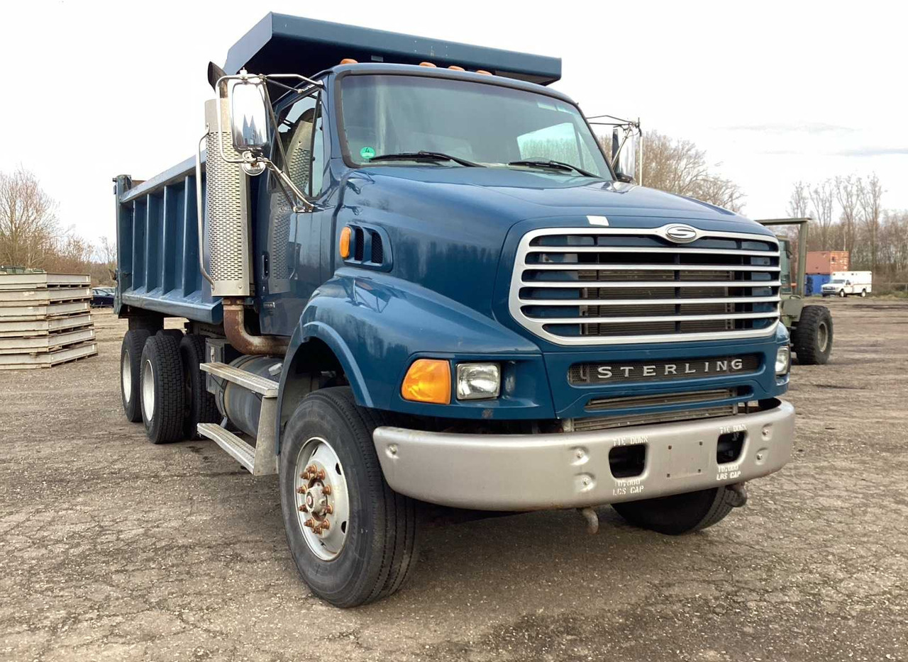 2005 STERLING LT 9500 TRUCK - Truck: picture 2 2005 STERLING LT 9500 TRUCK - Truck: picture 2