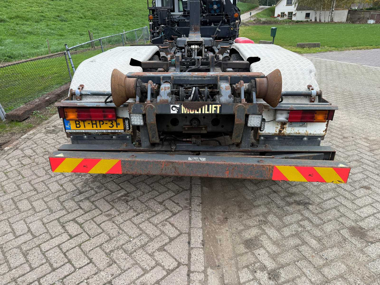 Truck 2007 MERCEDES-BENZ ECONIC CRANE TRUCK HIAB 220 - 6X2: picture 37