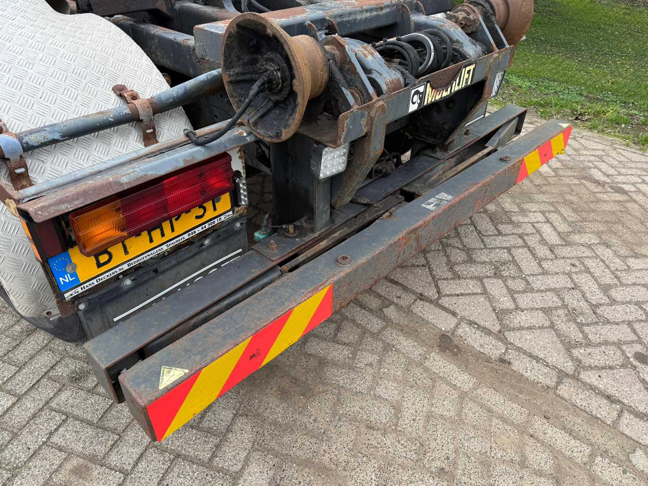 Truck 2007 MERCEDES-BENZ ECONIC CRANE TRUCK HIAB 220 - 6X2: picture 34