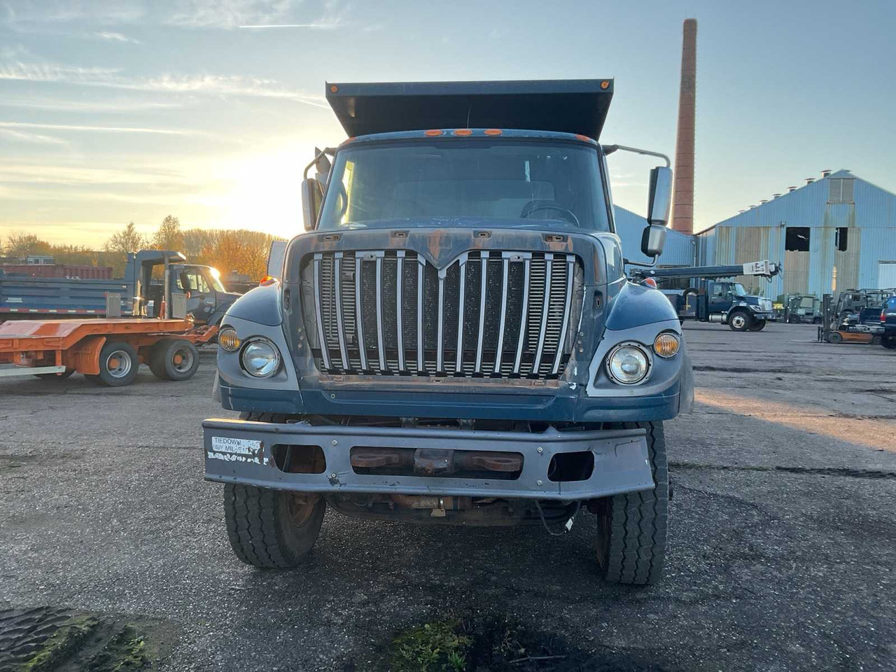 2008 INTERNATIONAL 7600 WORKSTAR TIPPER - Truck: picture 2 2008 INTERNATIONAL 7600 WORKSTAR TIPPER - Truck: picture 2