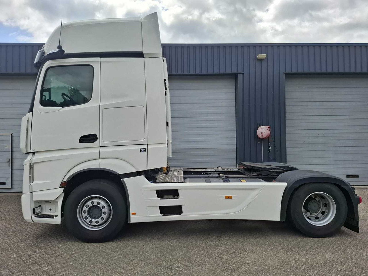2022 MERCEDES-BENZ ACTROS 1945 4X2 GIGASPACE TRUCK - Truck: picture 3 2022 MERCEDES-BENZ ACTROS 1945 4X2 GIGASPACE TRUCK - Truck: picture 3