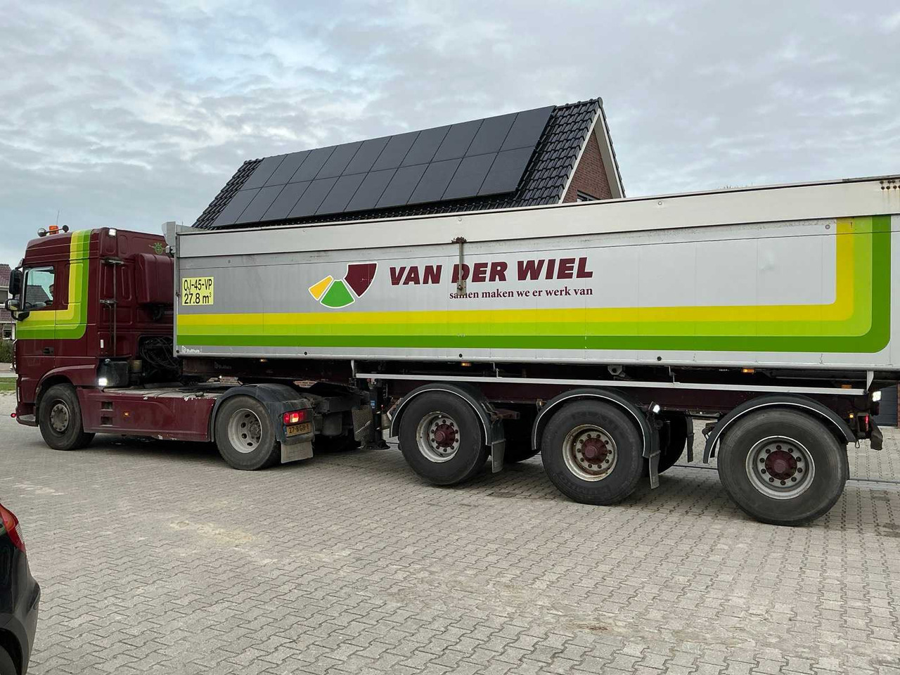 DAF XF 460 FT SEMI-TRAILER TRACTOR + BULTHUIS TATA12 ALUMINIUM TIPPER TRAILER - Truck: picture 3 DAF XF 460 FT SEMI-TRAILER TRACTOR + BULTHUIS TATA12 ALUMINIUM TIPPER TRAILER - Truck: picture 3