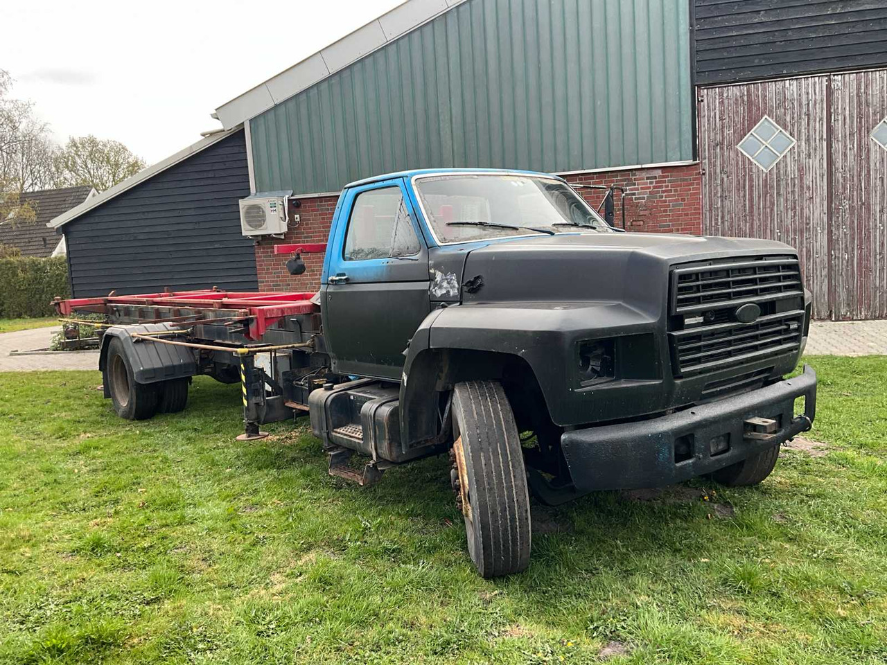 Truck FORD - - F700 - TRUCK: picture 7