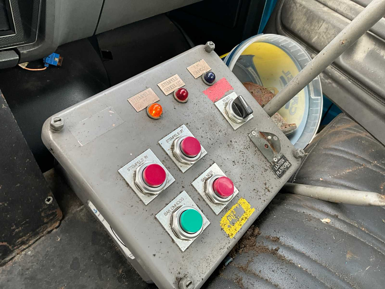 Truck FORD - - F700 - TRUCK: picture 12