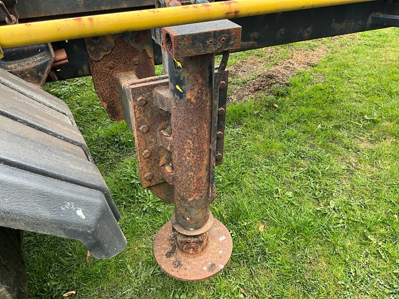 Truck FORD - - F700 - TRUCK: picture 19