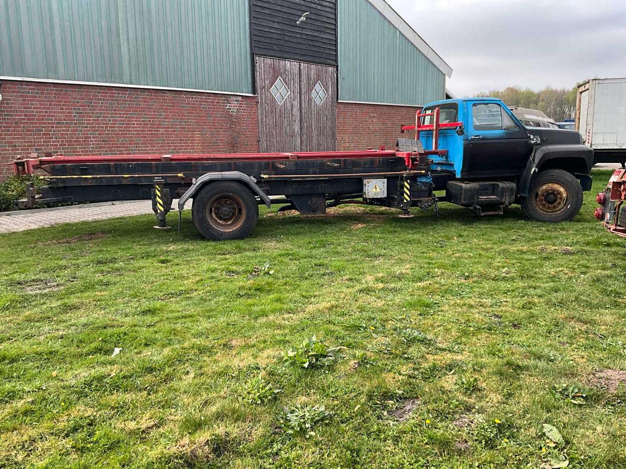 Truck FORD - - F700 - TRUCK: picture 6