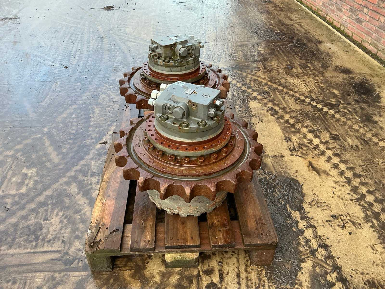 Excavator VOLVO EM140-74/141-1 2X TRACK ENGINE: picture 8