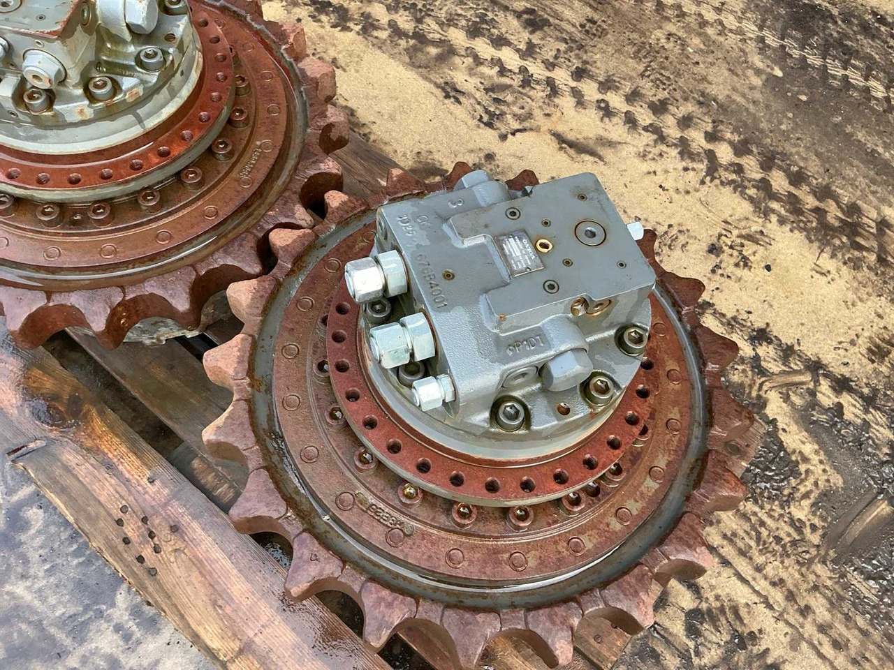 Excavator VOLVO EM140-74/141-1 2X TRACK ENGINE: picture 10