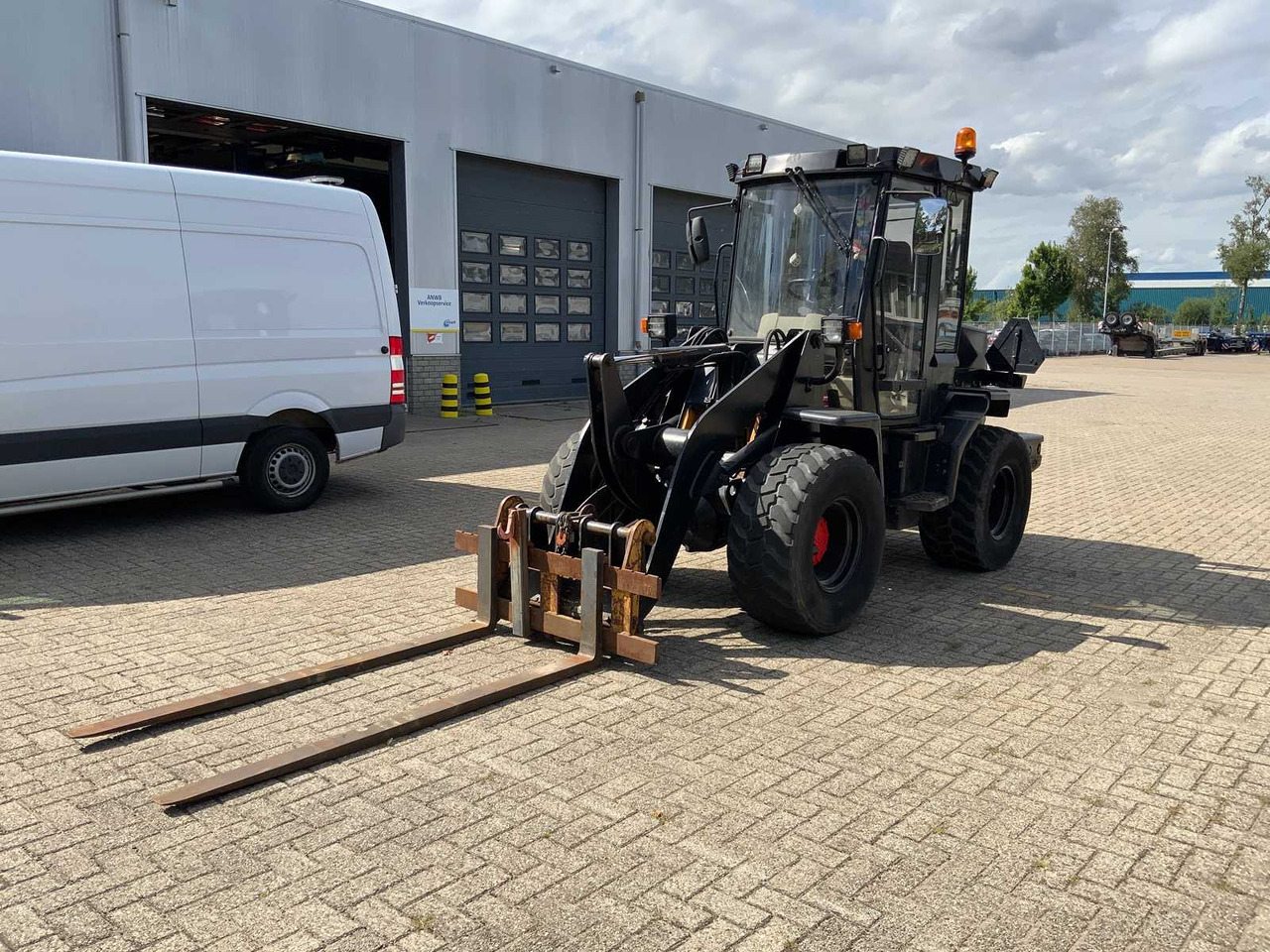 Venieri 2704 C - Wheel loader: picture 1 Venieri 2704 C - Wheel loader: picture 1