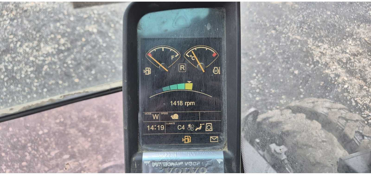 Volvo Construction Equipment VOLVO CONSTRUCTION EQUIPMENT - EW140C - WHEELED EXCAVATOR - 2007 - Wheel excavator: picture 3 Volvo Construction Equipment VOLVO CONSTRUCTION EQUIPMENT - EW140C - WHEELED EXCAVATOR - 2007 - Wheel excavator: picture 3