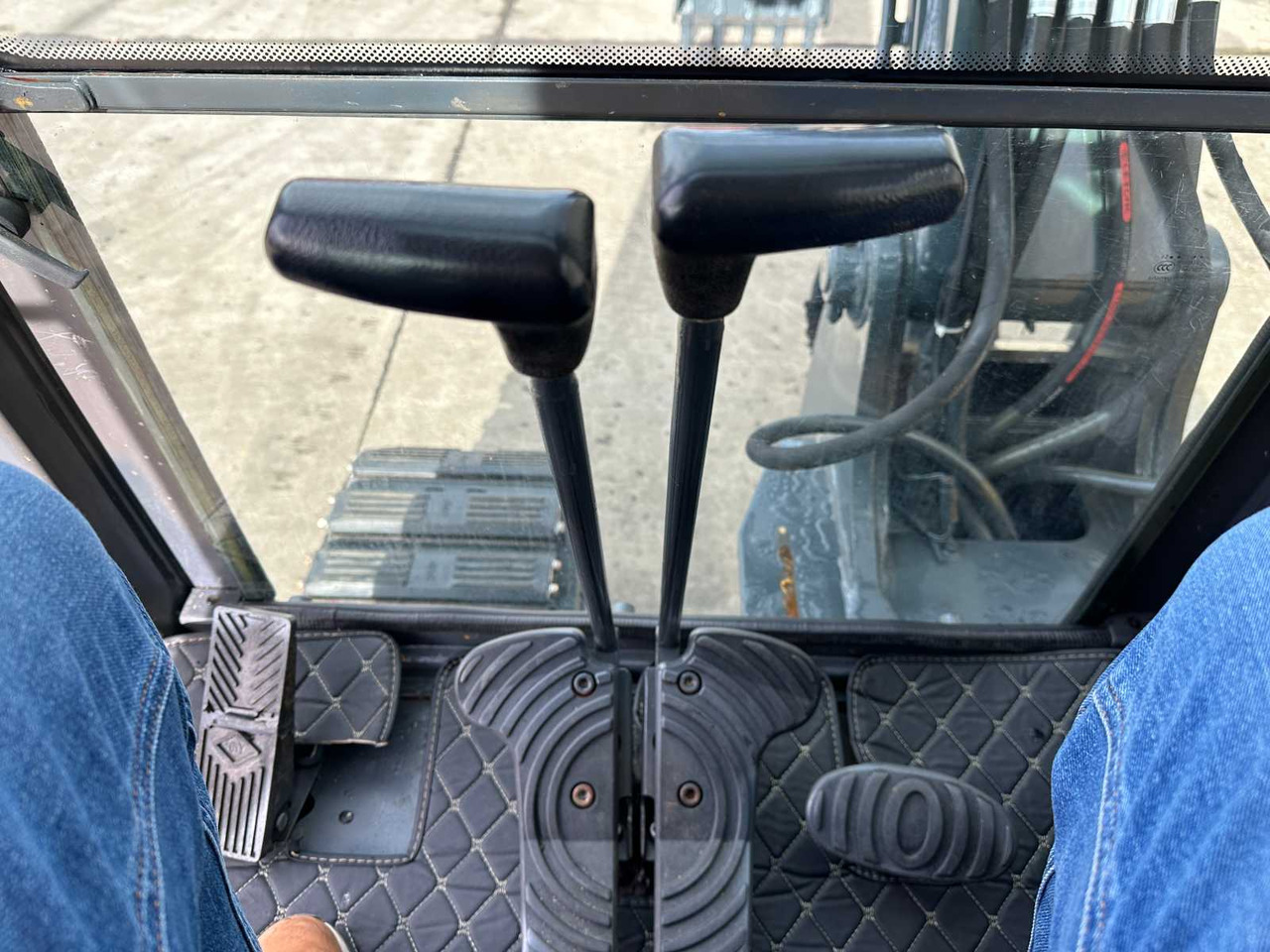Crawler excavator Volvo EC60C: picture 41