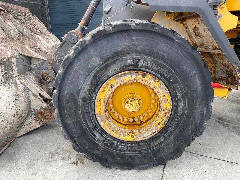 Volvo L150H - Wheel loader: picture 5 Volvo L150H - Wheel loader: picture 5