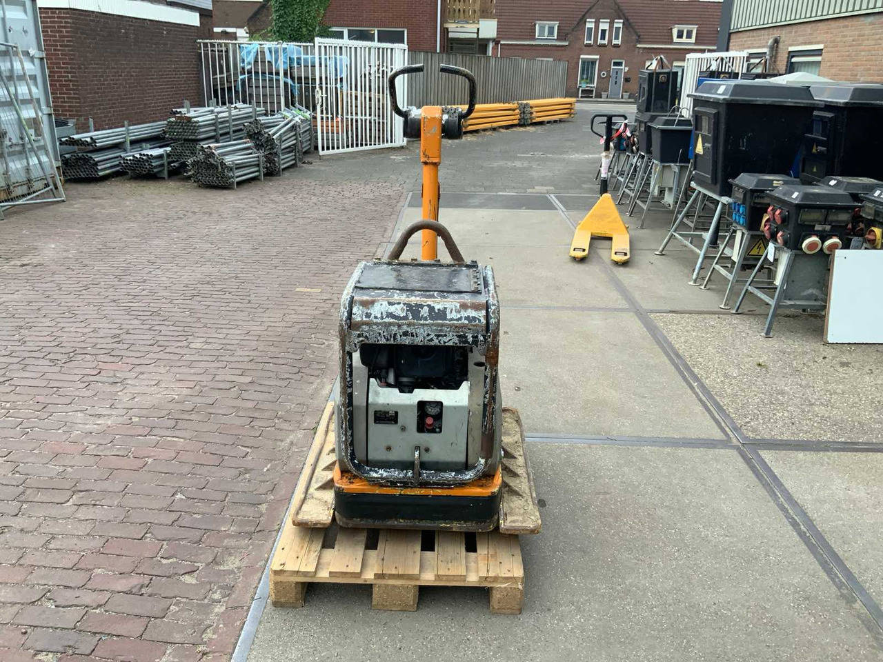 Wacker Neuson DPU6055 - Vibratory plate: picture 3 Wacker Neuson DPU6055 - Vibratory plate: picture 3