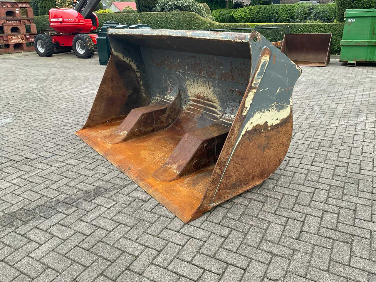 Winkelbauer hoogkiepbak Hksm-sw - Excavator bucket: picture 1 Winkelbauer hoogkiepbak Hksm-sw - Excavator bucket: picture 1