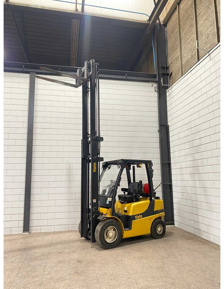 YALE - 2017 - GLP 25 VX - FORKLIFT - Forklift: picture 3 YALE - 2017 - GLP 25 VX - FORKLIFT - Forklift: picture 3