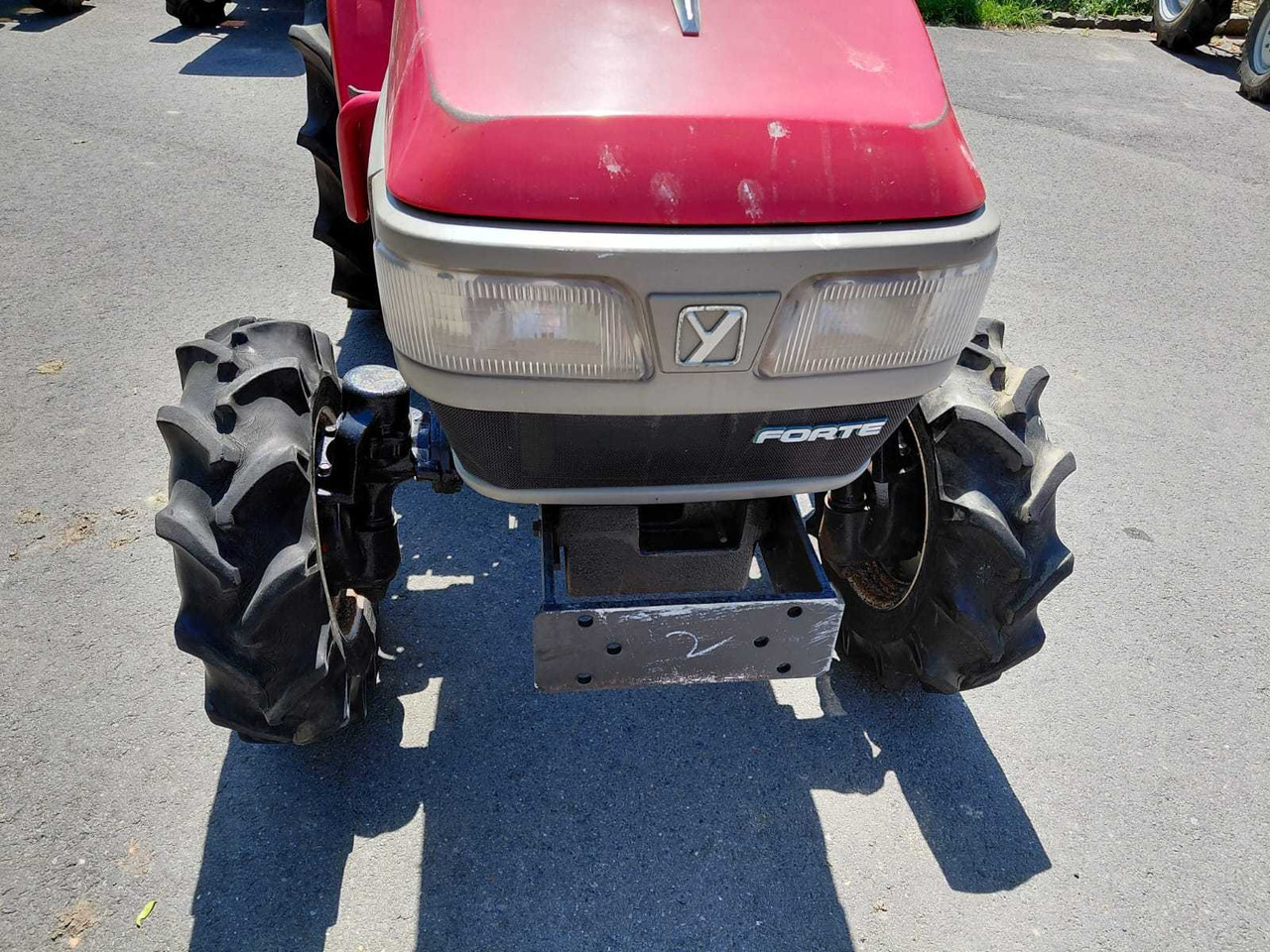 Yanmar F180 - Mini tractor: picture 2 Yanmar F180 - Mini tractor: picture 2