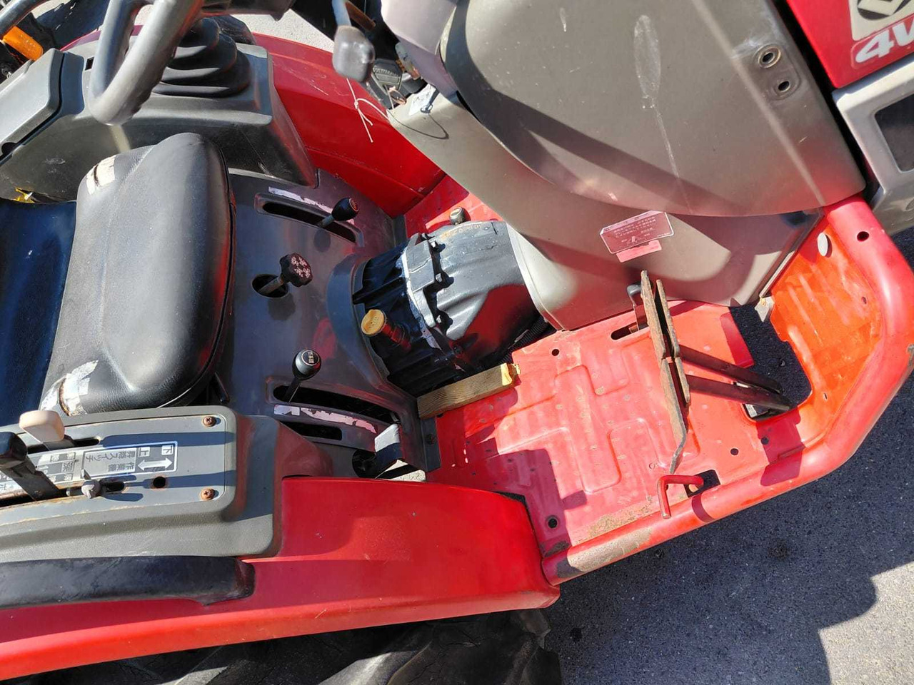 Yanmar F180 - Mini tractor: picture 5 Yanmar F180 - Mini tractor: picture 5