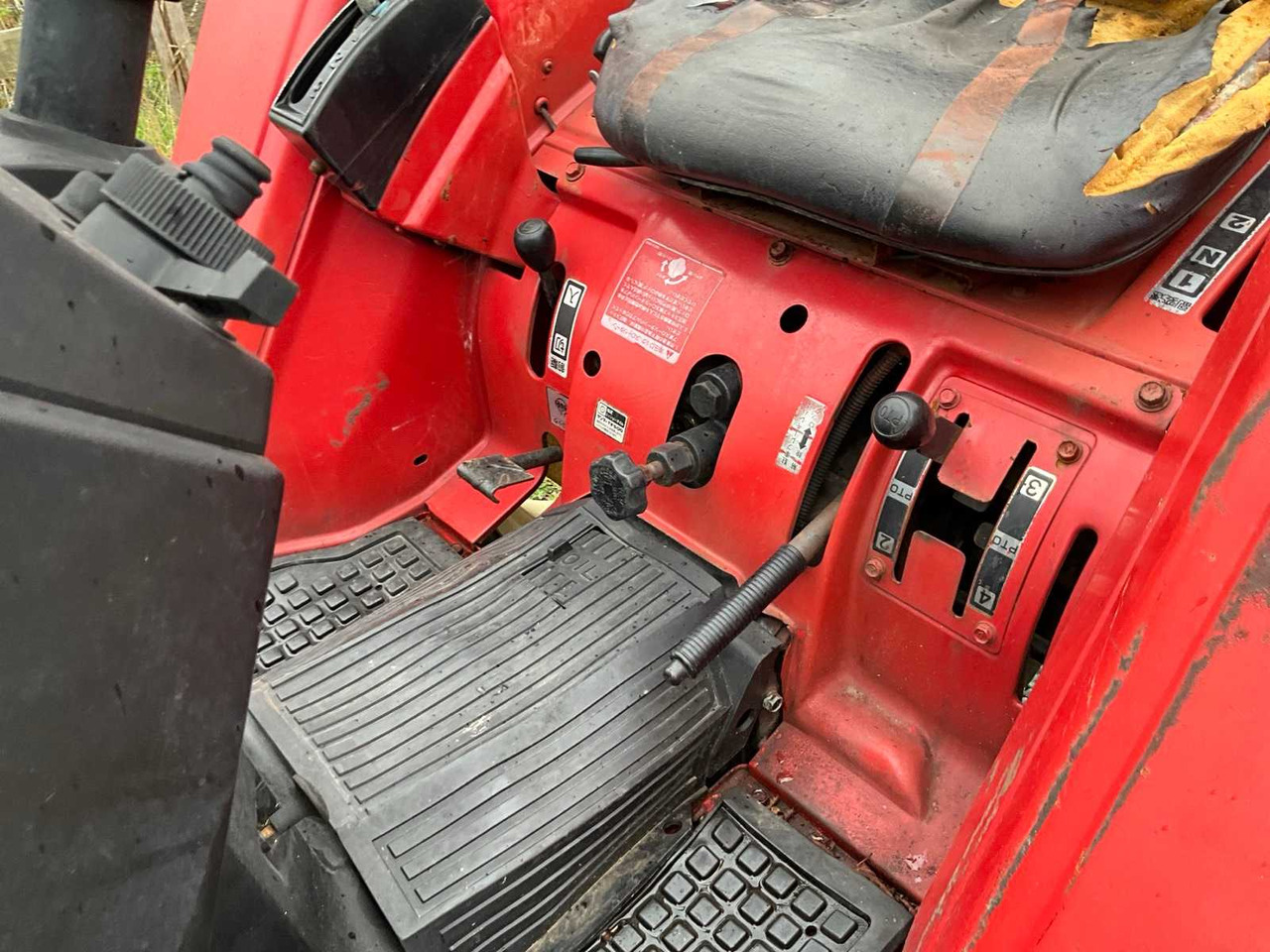 Farm tractor Yanmar FX22D: picture 10