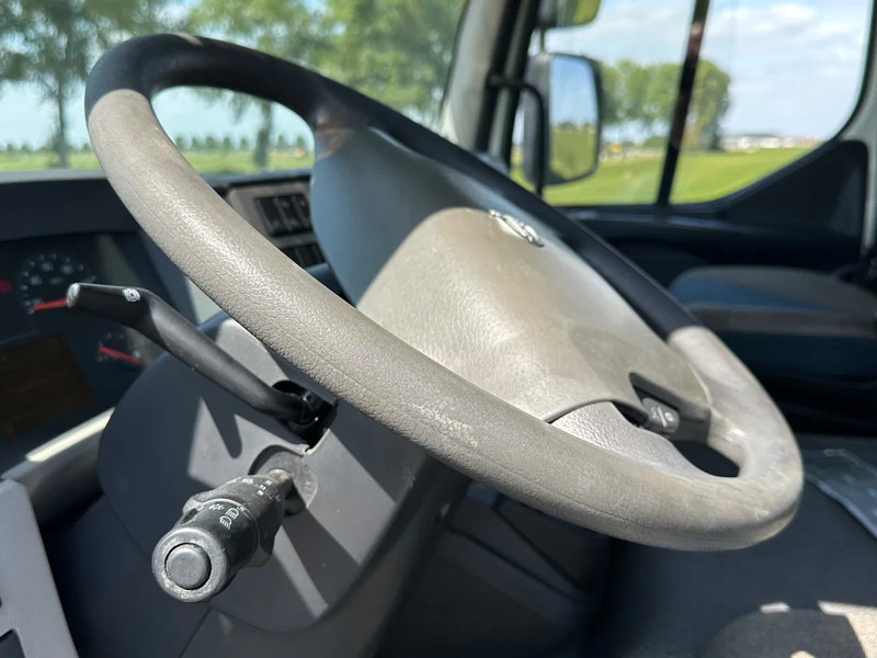 Box truck Volvo FL 210.12 EURO6: picture 16 Box truck Volvo FL 210.12 EURO6: picture 16