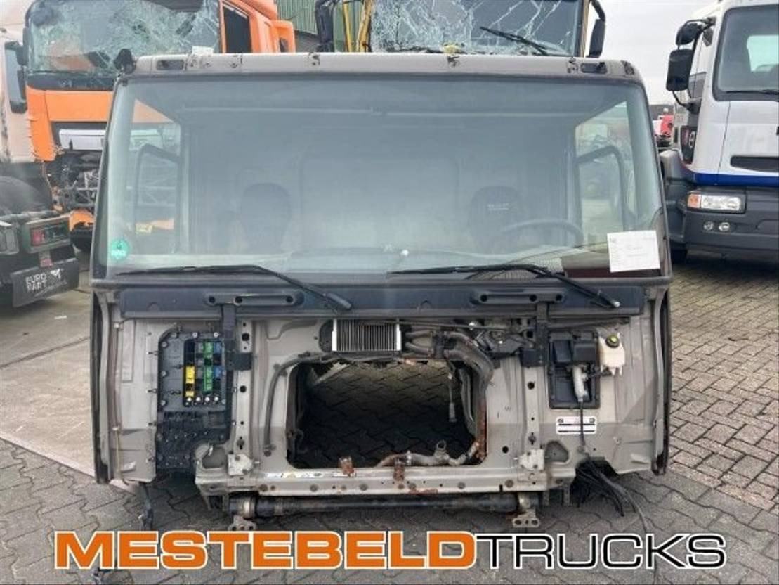 DAF Cabine - Cab for Truck: picture 2 DAF Cabine - Cab for Truck: picture 2