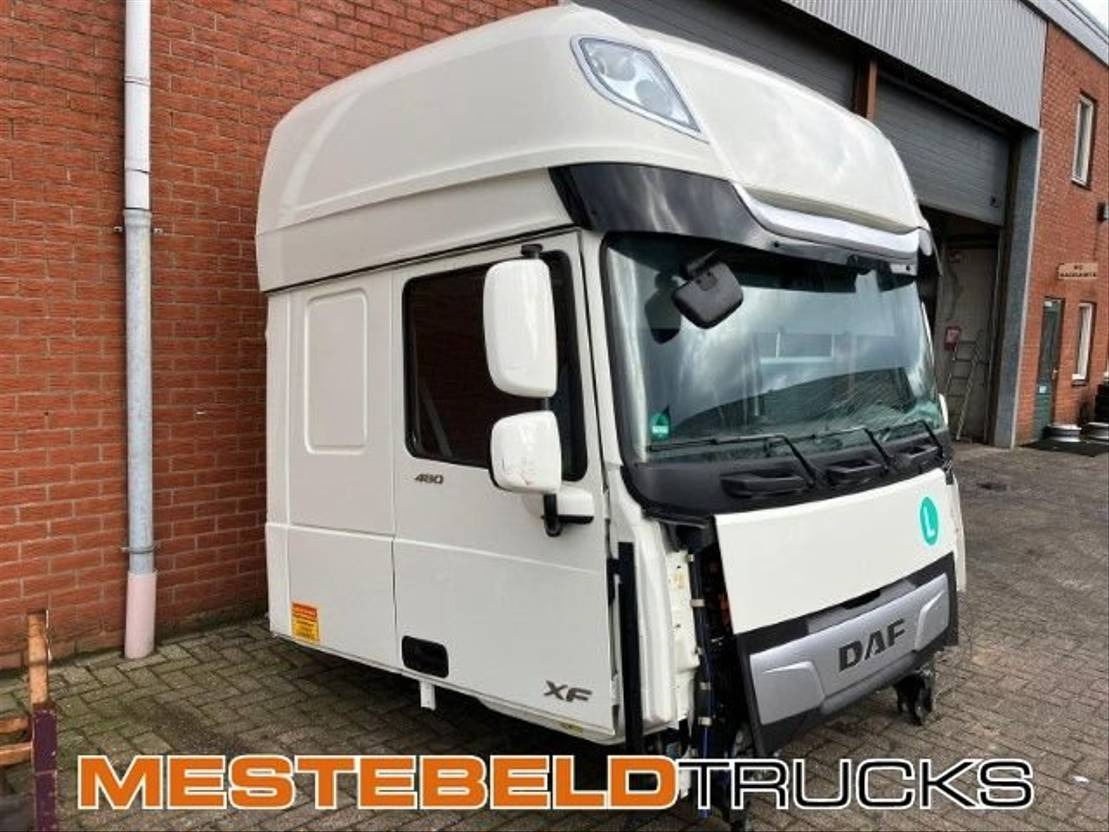 DAF Cabine - Cab for Truck: picture 2 DAF Cabine - Cab for Truck: picture 2