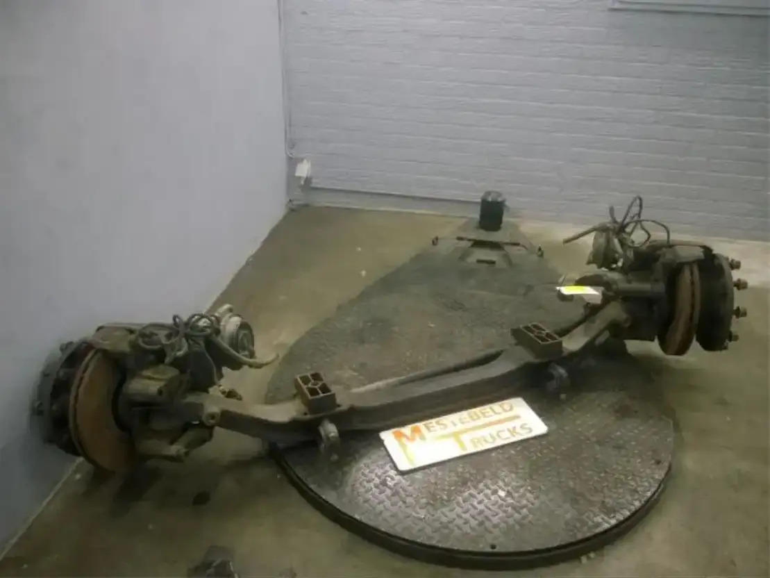 MAN Vooras TGX - Front axle for Truck: picture 1 MAN Vooras TGX - Front axle for Truck: picture 1
