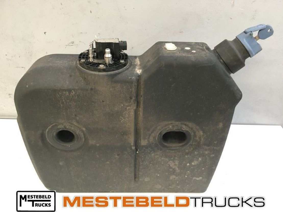 Mercedes-Benz Adblue tank 25 liter - Fuel processing/ Fuel delivery for Commercial vehicle: picture 1 Mercedes-Benz Adblue tank 25 liter - Fuel processing/ Fuel delivery for Commercial vehicle: picture 1