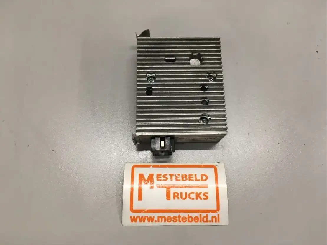 Mercedes-Benz Omvormer Actros MP4 - Electrical system for Truck: picture 1 Mercedes-Benz Omvormer Actros MP4 - Electrical system for Truck: picture 1