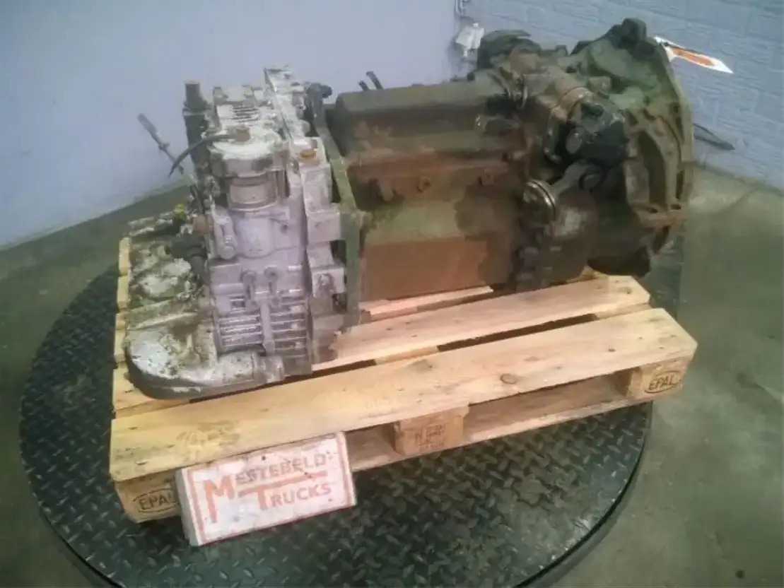 Mercedes-Benz Versnellingsbak - Gearbox and parts for Truck: picture 1 Mercedes-Benz Versnellingsbak - Gearbox and parts for Truck: picture 1