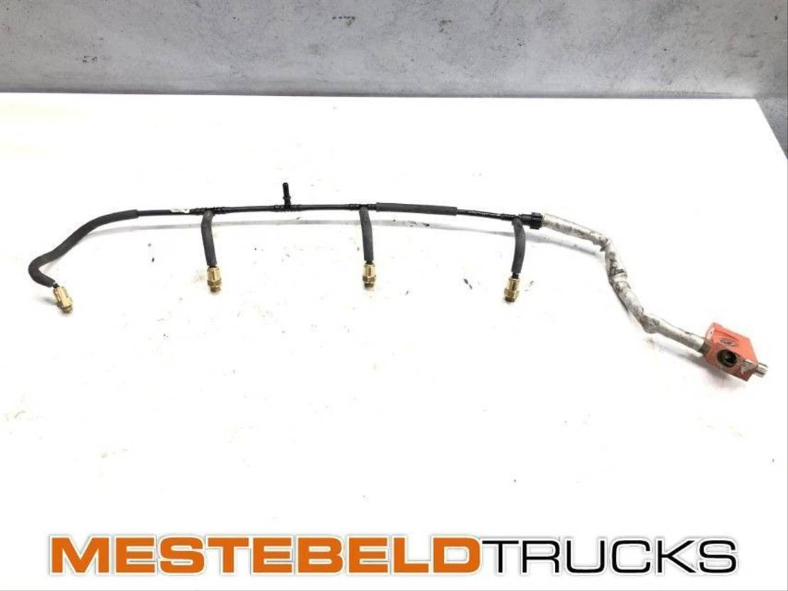 Scania Ontluchtingsleiding L - Cooling system for Truck: picture 1 Scania Ontluchtingsleiding L - Cooling system for Truck: picture 1